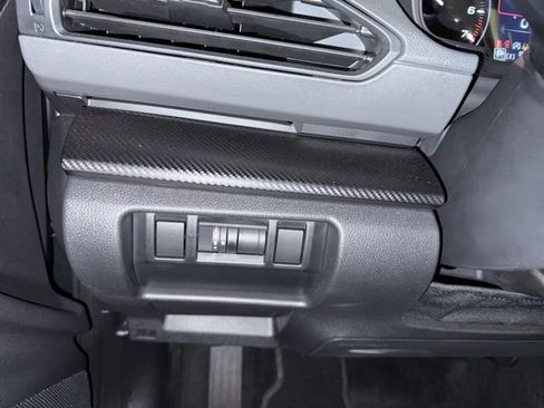 Used 2024 Subaru Crosstrek 2.0i Premium image 29