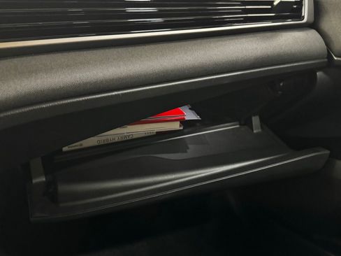 Used 2025 Toyota Camry LE image 29