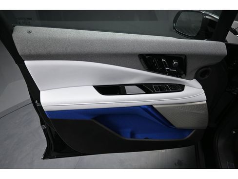 New 2026 Cadillac Optiq Luxury 2 w/ LPO, Floor Liner Package AWD/4WD image 9