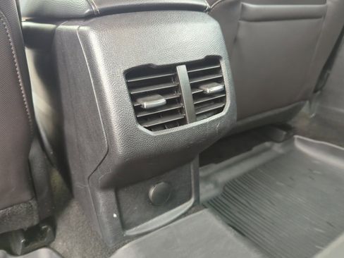 Used 2019 Ford Fusion SE w/ Equipment Group 151A image 13