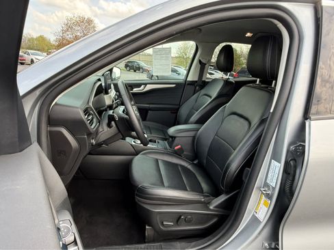 Used 2022 Ford Escape SEL image 13