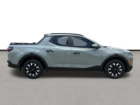 Used 2025 Hyundai Santa Cruz SEL FWD image 4