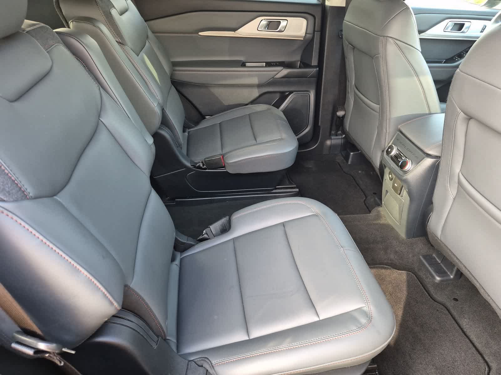 Used 2026 Ford Explorer Active w/ Active Comfort Package AWD/4WD image 20
