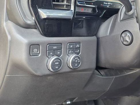 Used 2024 GMC Sierra 1500 SLT w/ SLT Premium Plus Package AWD/4WD image 19