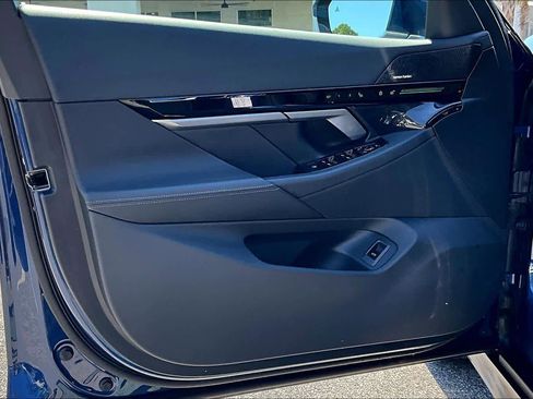 Certified 2026 BMW 530i RWD image 22