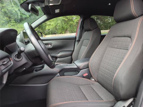 Used 2025 Honda HR-V Sport image 17