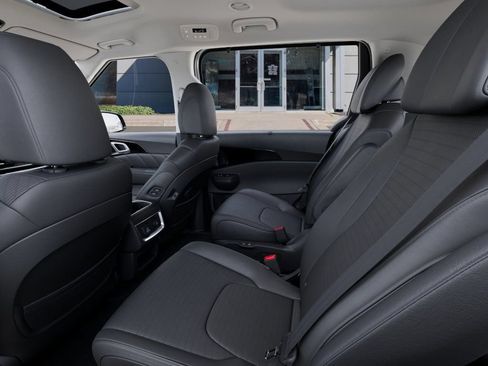 New 2025 Kia Carnival SX Prestige FWD image 22