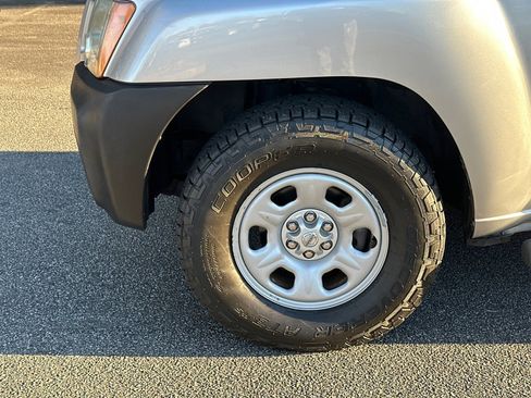 Used 2011 Nissan Xterra X image 11