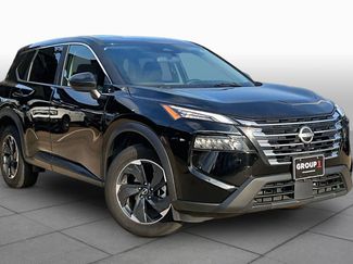 Used 2025 Nissan Rogue SV AWD/4WD video 3