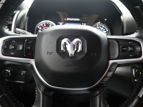 Used 2022 RAM 1500 Big Horn AWD/4WD image 7