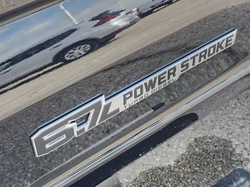 Used 2025 Ford F250 Platinum AWD/4WD image 12