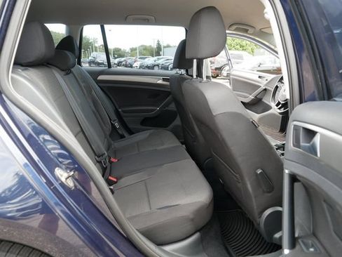 Used 2016 Volkswagen Golf S FWD image 19