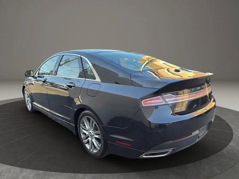 Used 2014 Lincoln MKZ Hybrid Sedan 4D w/ Equipment Group 202A Reserve image 7