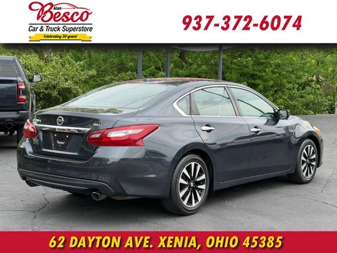 Used 2018 Nissan Altima 2.5 SV FWD image 4