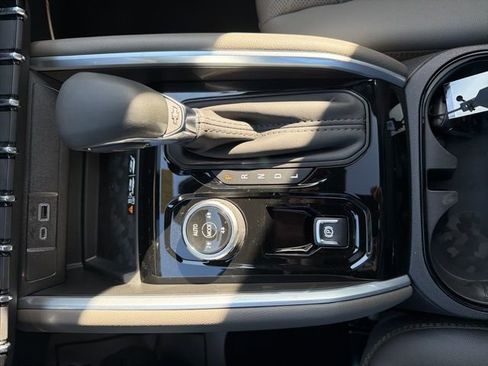 New 2026 Chevrolet Colorado ZR2 w/ Technology Package image 19