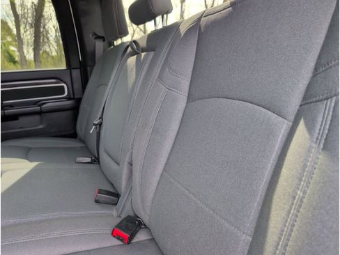 Used 2024 RAM 2500 Big Horn image 31