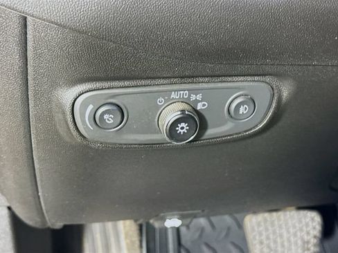 Used 2020 Chevrolet Equinox LT w/ Midnight Edition FWD image 15