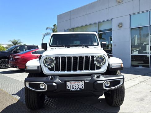 Certified 2025 Jeep Wrangler Sahara image 6