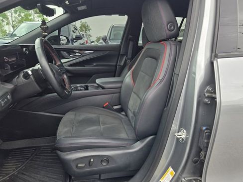 Used 2024 Chevrolet Blazer EV RS image 13