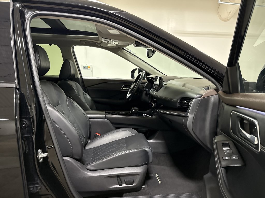 Used 2023 Nissan Rogue Platinum AWD/4WD image 22