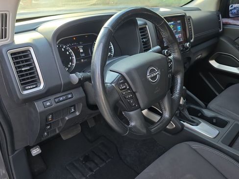 Certified 2022 Nissan Frontier SV RWD image 20