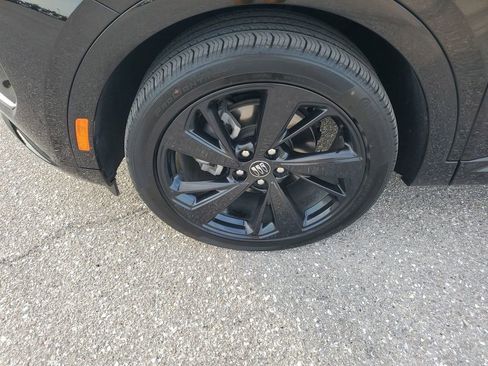 Used 2025 Buick Envision Sport Touring image 17