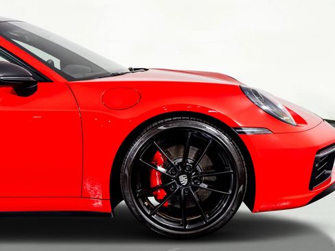 Used 2020 Porsche 911 Carrera 4S w/ Sport Package image 6