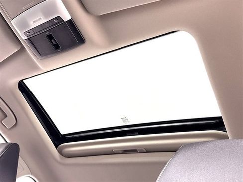 New 2025 Nissan Altima 2.5 SV image 21