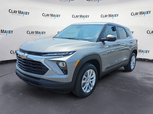 New 2026 Chevrolet TrailBlazer LS w/ LS Convenience Package AWD/4WD image 1