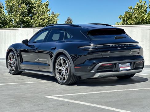 Used 2023 Porsche Taycan 4S AWD/4WD image 3