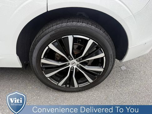 Used 2024 Volvo XC60 B5 Plus w/ Protection Package Premier AWD/4WD image 12