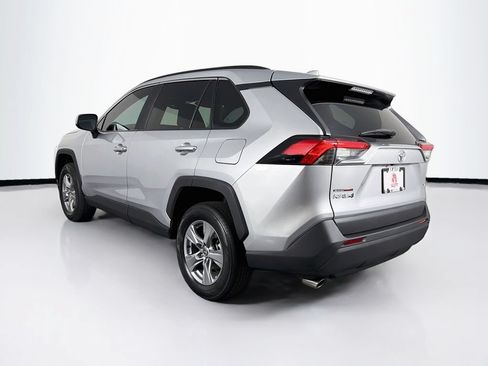 Used 2022 Toyota RAV4 XLE w/ Convenience Package FWD image 7