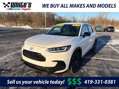 Used 2025 Honda HR-V Sport image 1