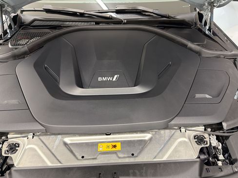 Certified 2023 BMW i4 eDrive40 w/ M Sport Package RWD image 34
