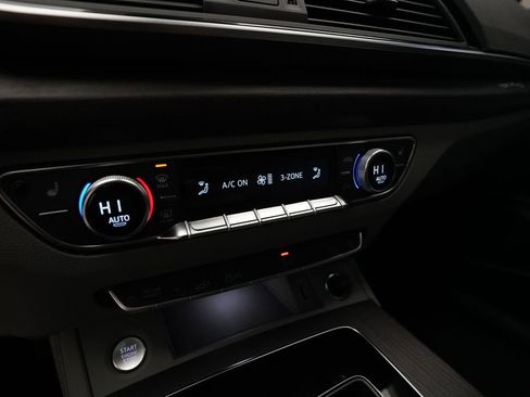 Used 2024 Audi Q5 e Premium Plus w/ Premium Plus Package image 22