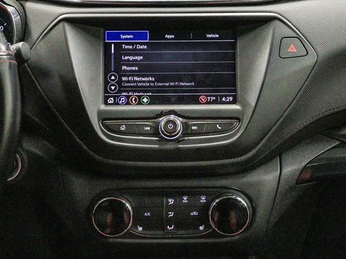 Used 2023 Chevrolet TrailBlazer LT w/ LPO, Blackout Package FWD image 14