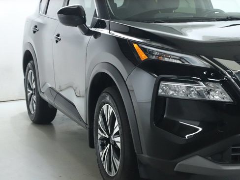 Certified 2023 Nissan Rogue SV AWD/4WD image 9