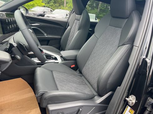 New 2026 Audi SQ5 Premium Plus AWD/4WD image 23