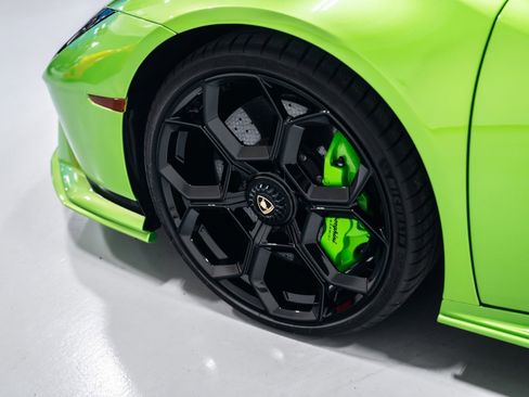 Used 2023 Lamborghini Huracan Tecnica RWD image 29