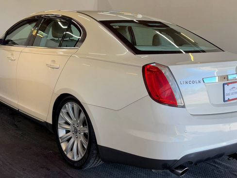 Used 2009 Lincoln MKS AWD image 7