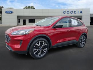 Used 2022 Ford Escape SE w/ SE Sport Appearance Package AWD/4WD video 1