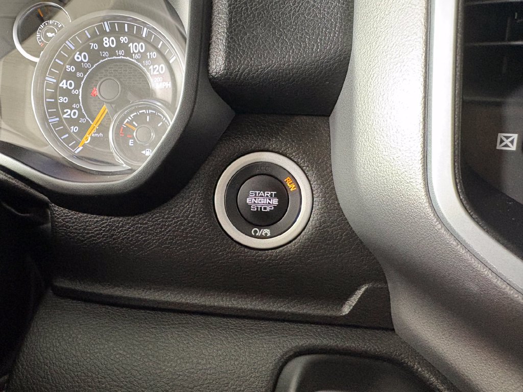 Used 2022 RAM 1500 Big Horn AWD/4WD image 21