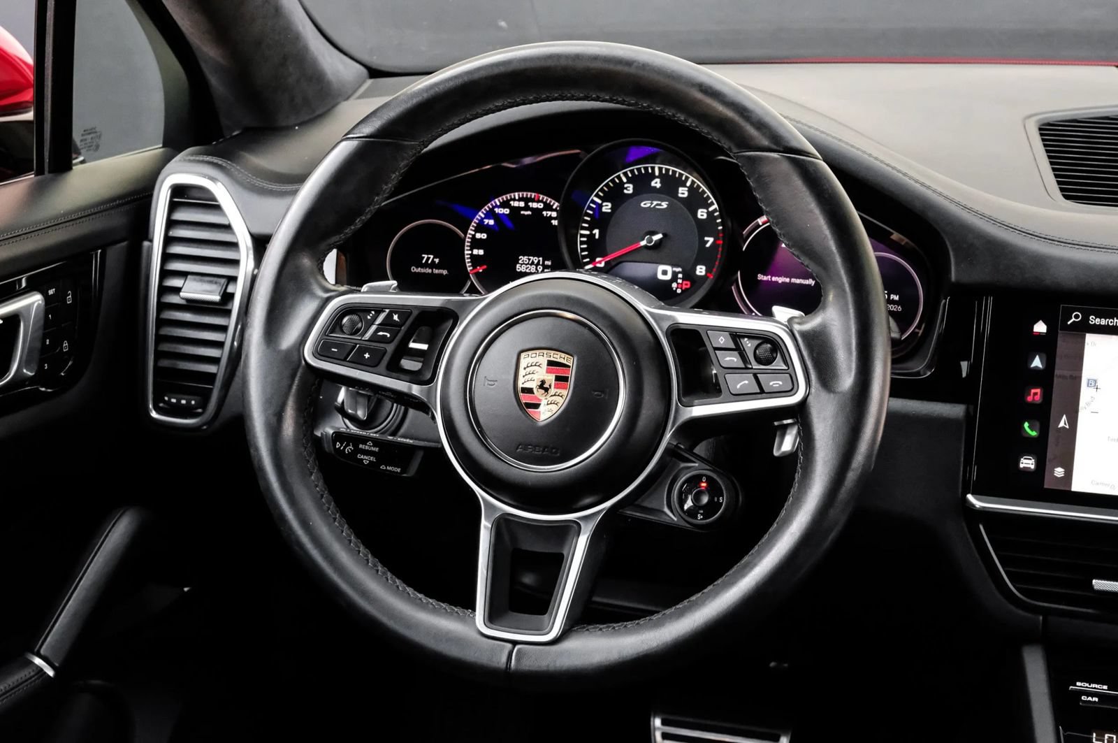 Used 2022 Porsche Cayenne GTS AWD/4WD image 13