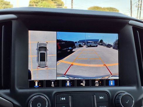 Used 2024 GMC Terrain AT4 w/ Infotainment Package II AWD/4WD image 15