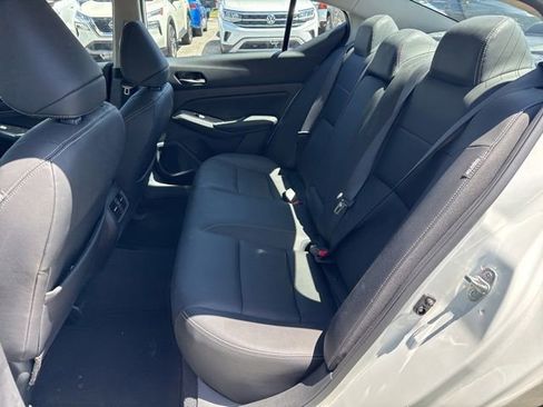 Used 2021 Nissan Altima 2.5 SL FWD image 22