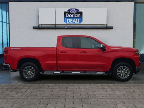 Used 2019 Chevrolet Silverado 1500 LT w/ All-Star Edition image 2