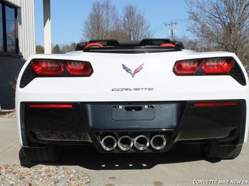Used 2016 Chevrolet Corvette Stingray Convertible w/ Battery Protection Package image 23