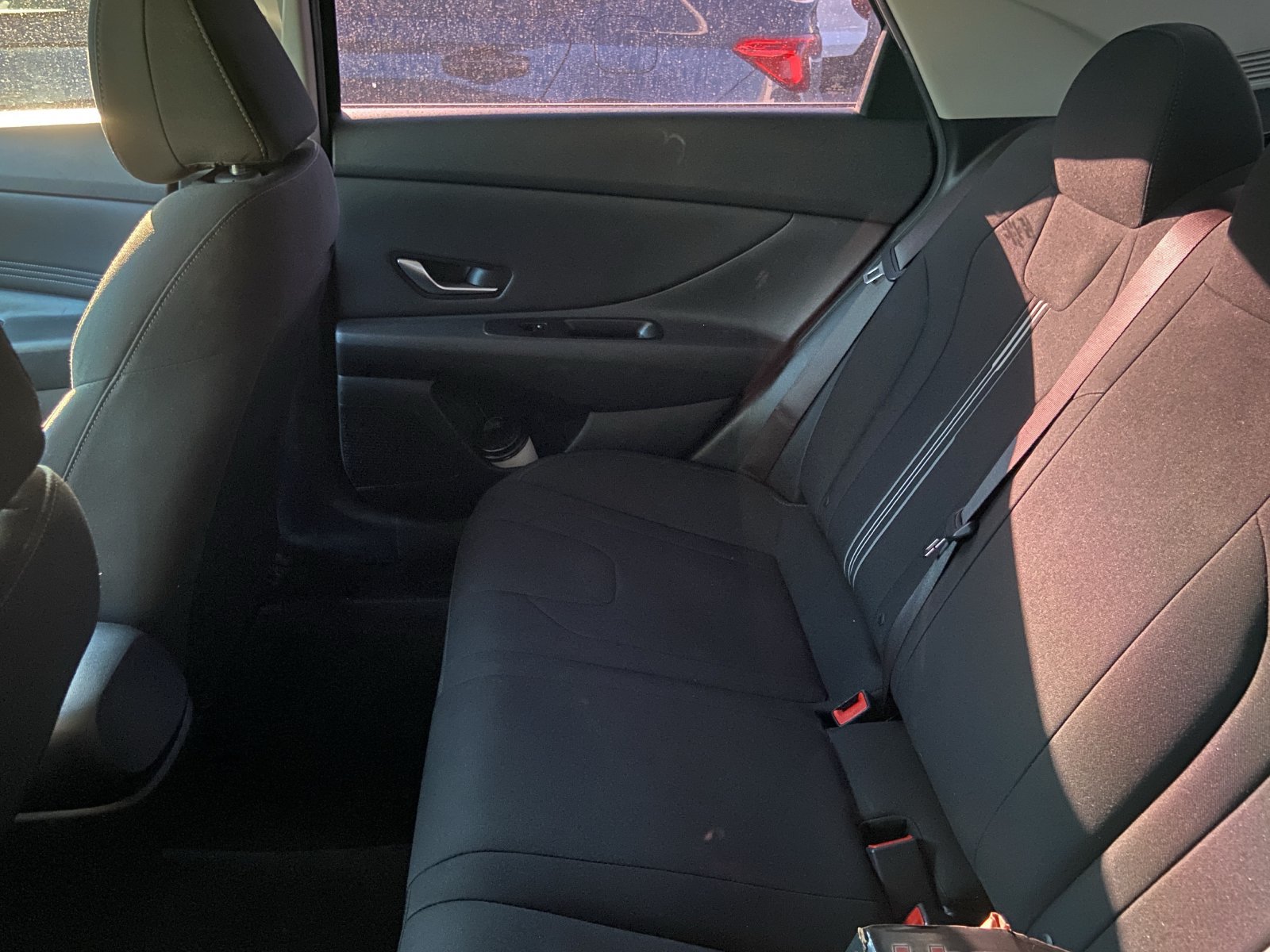 Used 2023 Hyundai Elantra SEL w/ Convenience Package FWD image 9
