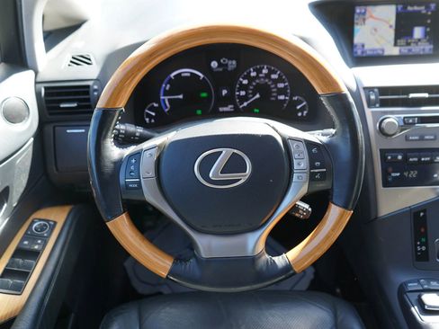 Used 2015 Lexus RX 450h FWD image 17