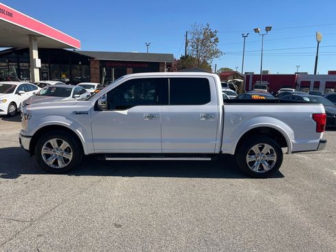 Used 2019 Ford F150 Lariat image 9